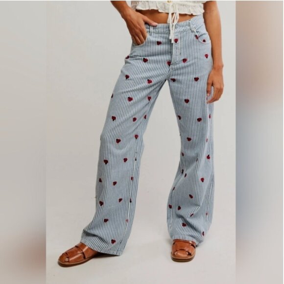 Free People Bugged Out Lady Bugs Straight Leg Jeans pants size 30 - Picture 1 of 8